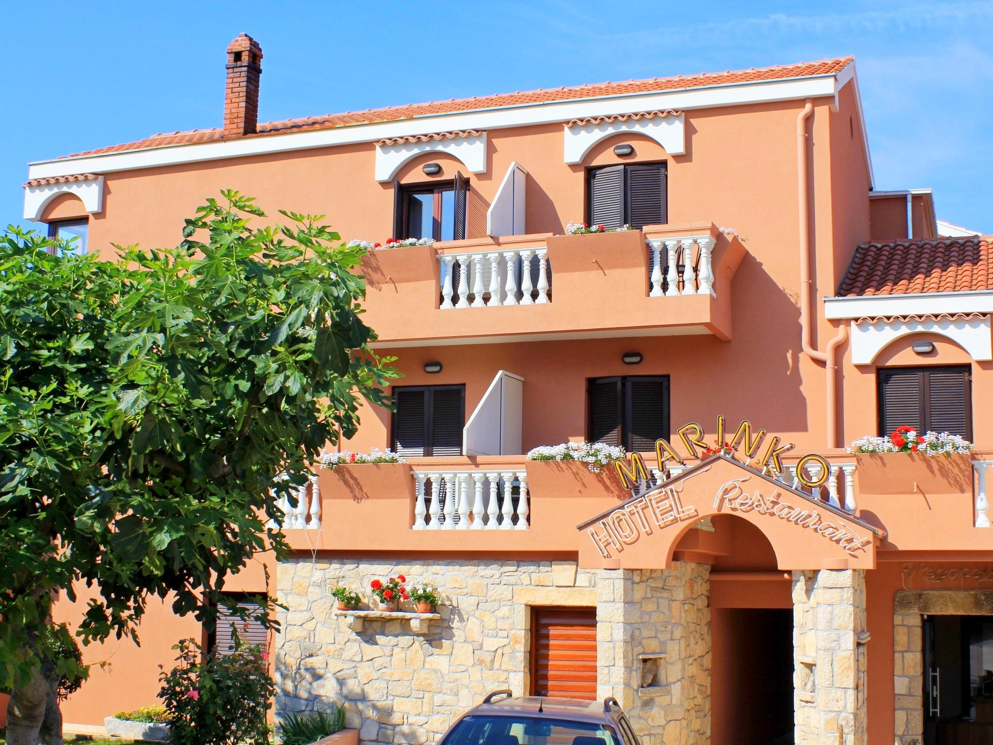 Marinko Hotel 3*